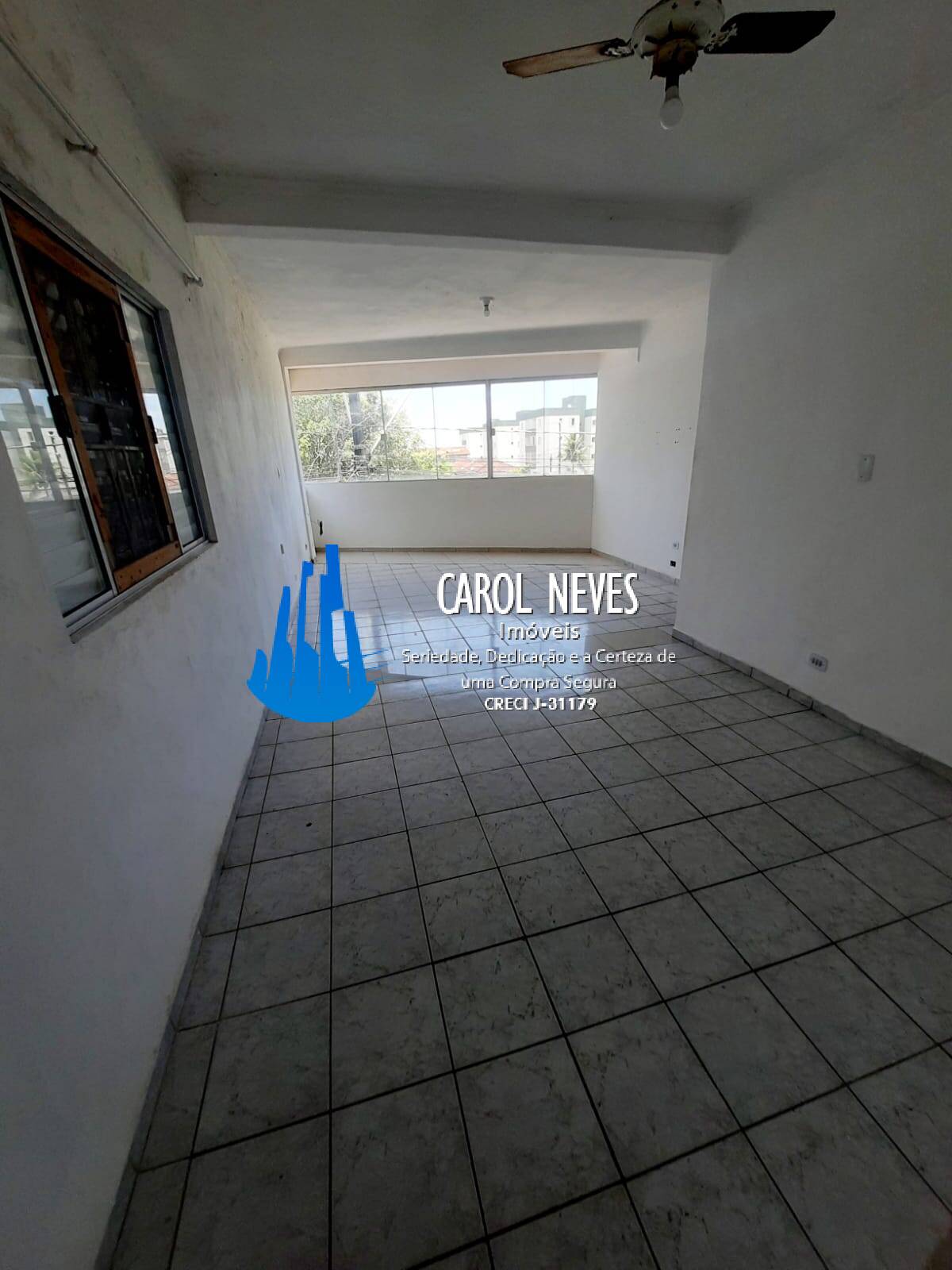 Casa para alugar com 2 quartos, 300m² - Foto 6