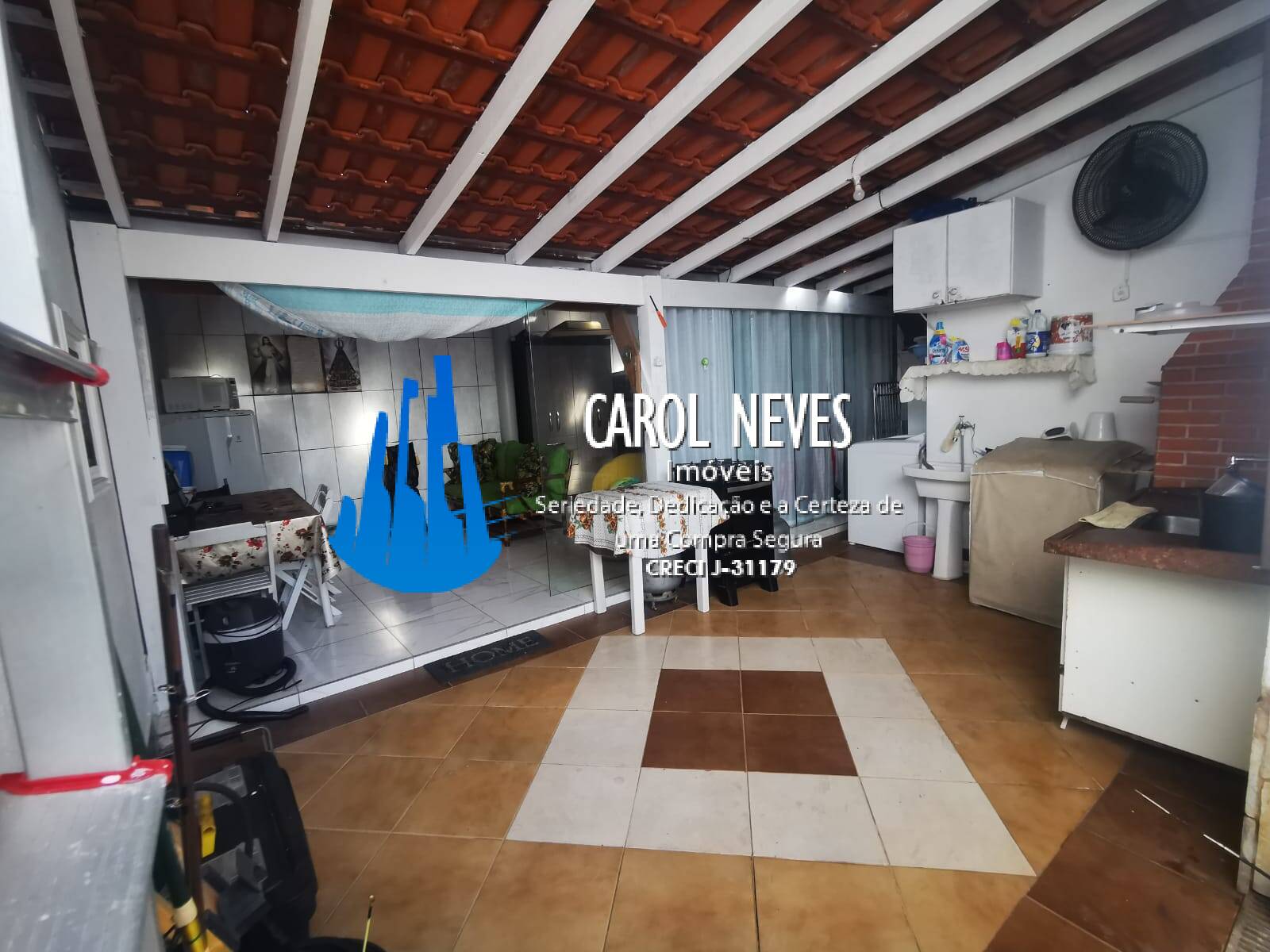 Casa à venda com 2 quartos, 120m² - Foto 18