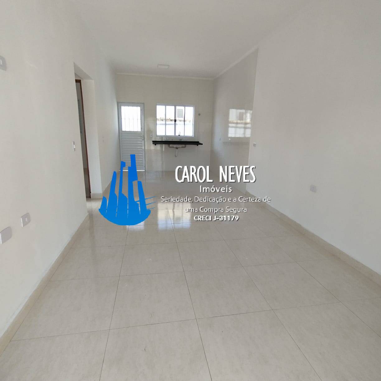 Casa à venda com 2 quartos, 60m² - Foto 5