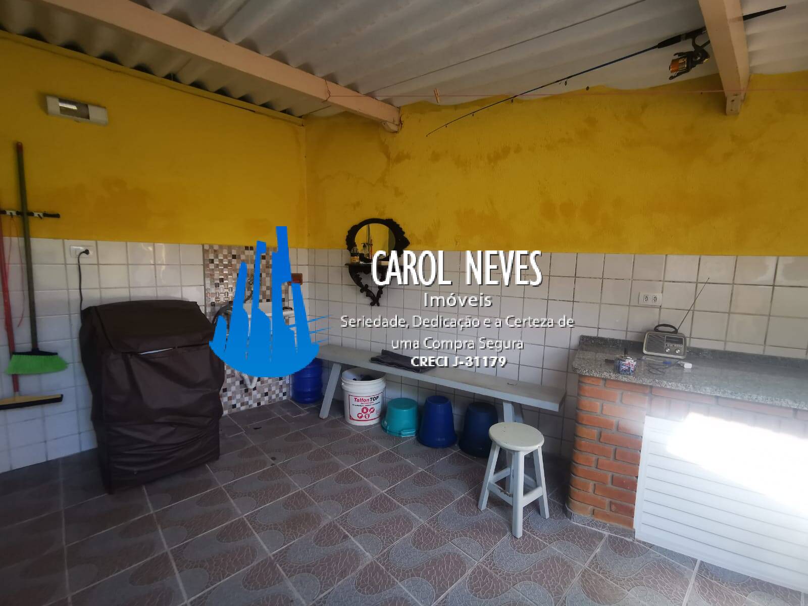 Casa à venda com 2 quartos, 68m² - Foto 17