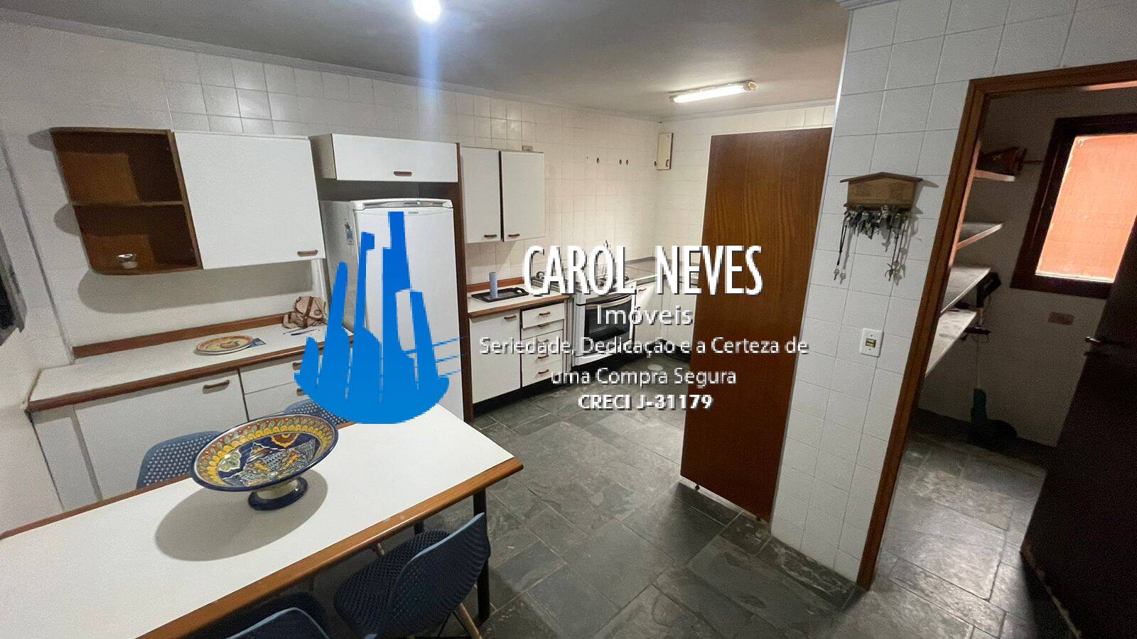 Casa à venda com 5 quartos, 383m² - Foto 13