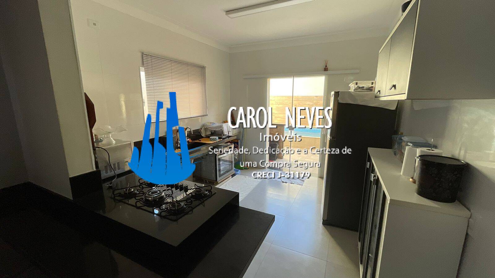 Casa à venda com 2 quartos, 89m² - Foto 6