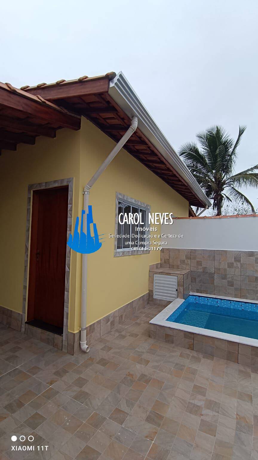 Casa à venda com 2 quartos, 72m² - Foto 2