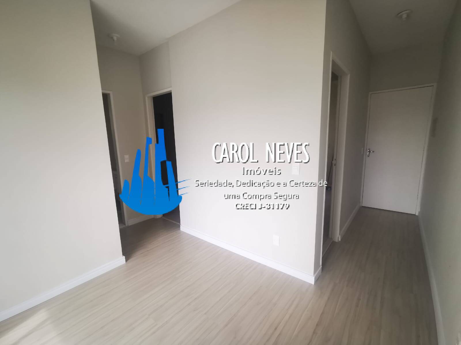 Apartamento à venda com 2 quartos, 45m² - Foto 3