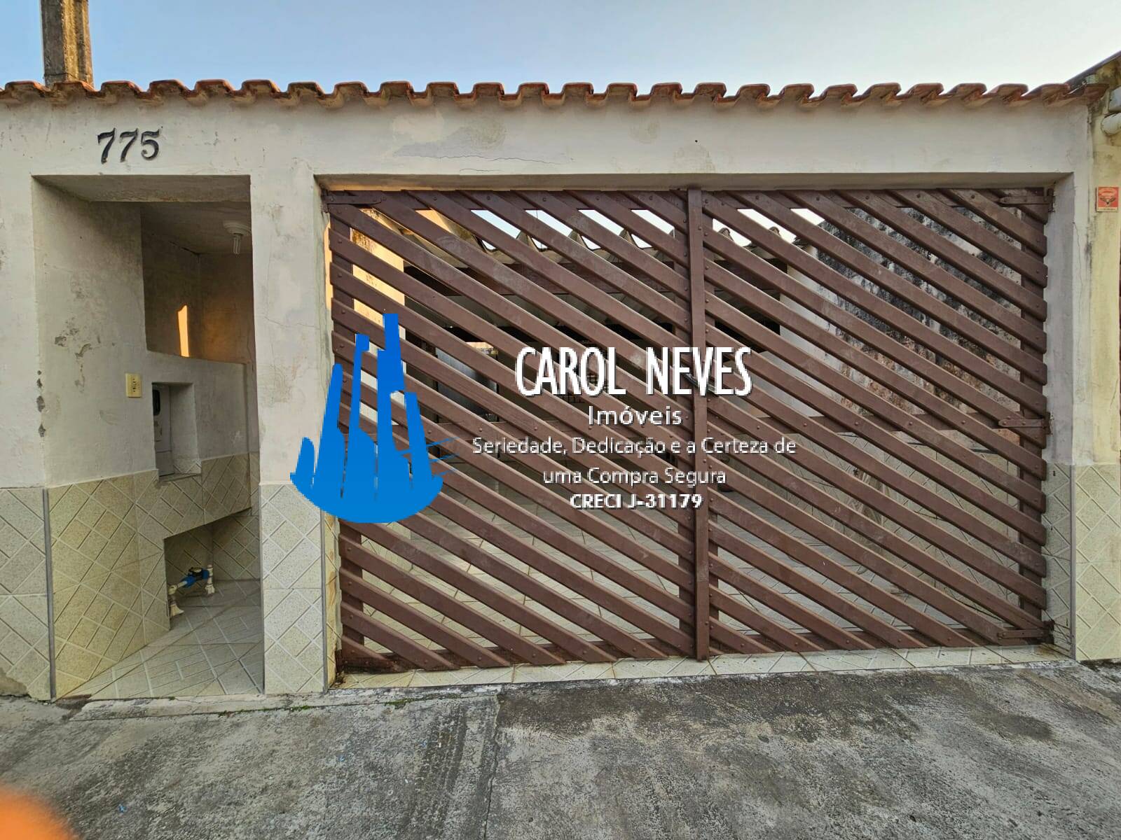 Casa à venda com 2 quartos, 66m² - Foto 3