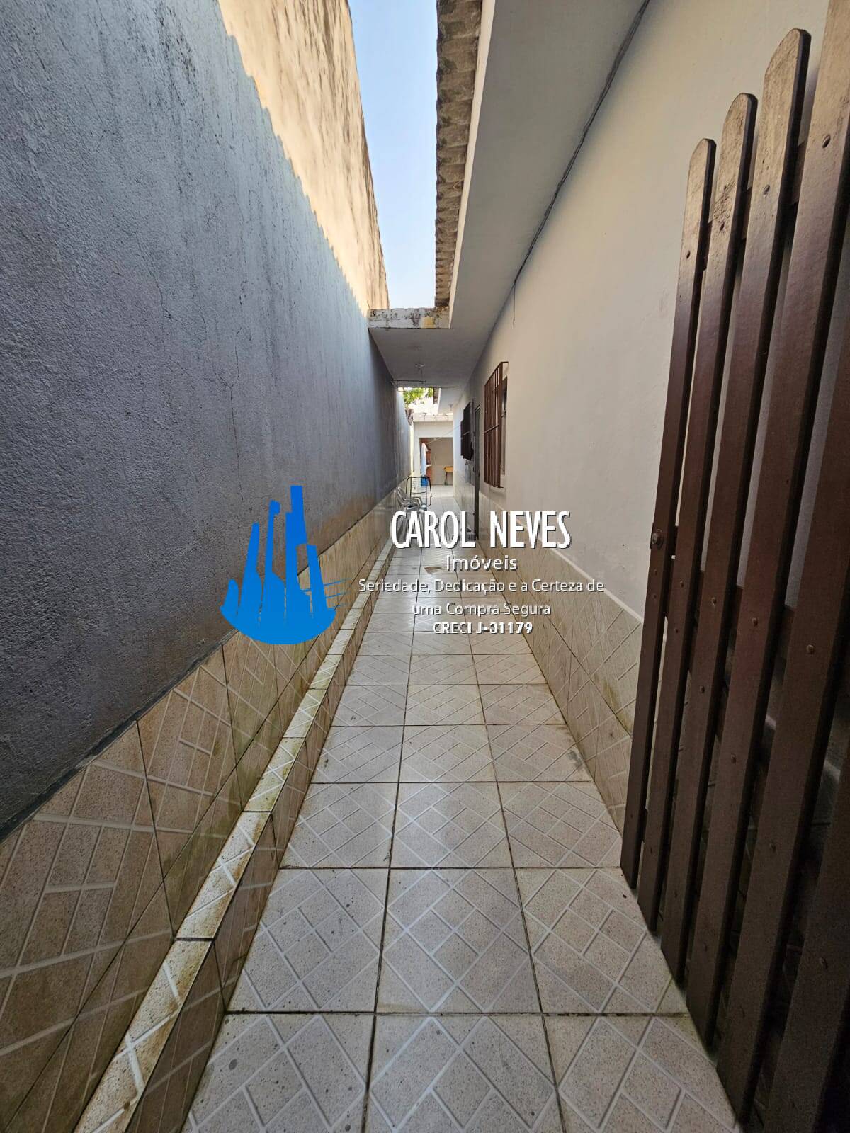 Casa à venda com 2 quartos, 66m² - Foto 20