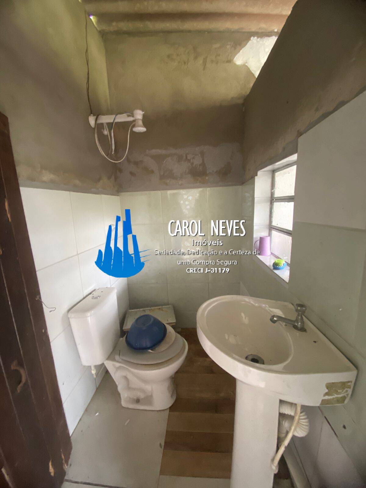 Casa à venda com 2 quartos, 250m² - Foto 16