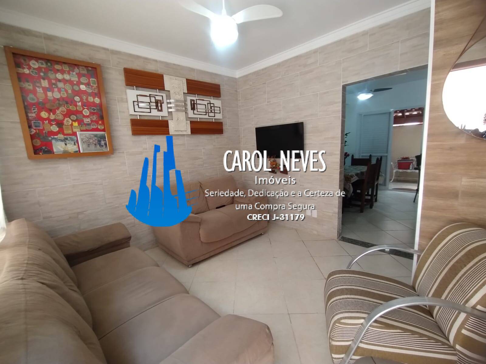 Casa à venda com 2 quartos, 90m² - Foto 13