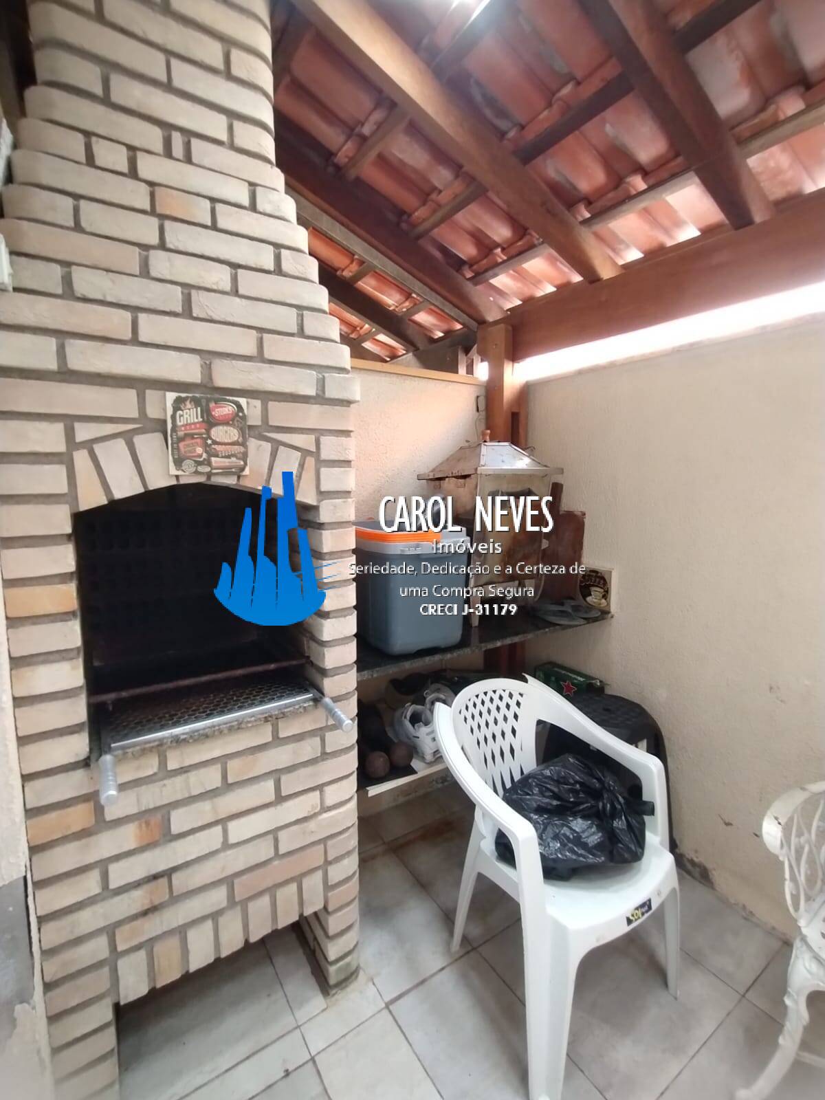 Casa à venda com 2 quartos, 90m² - Foto 5