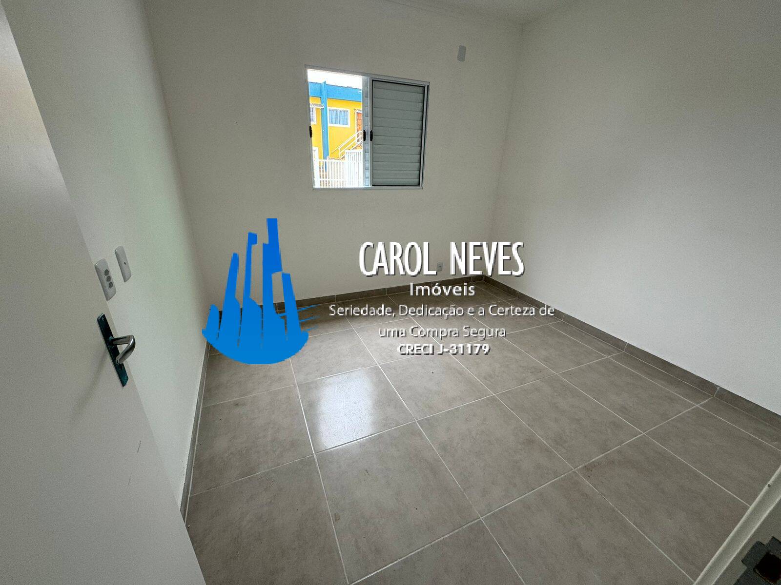 Casa à venda com 2 quartos, 56m² - Foto 11