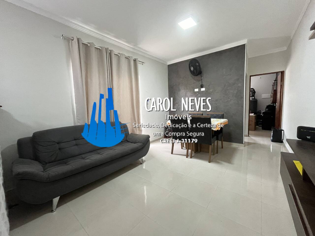 Casa à venda com 2 quartos, 68m² - Foto 9