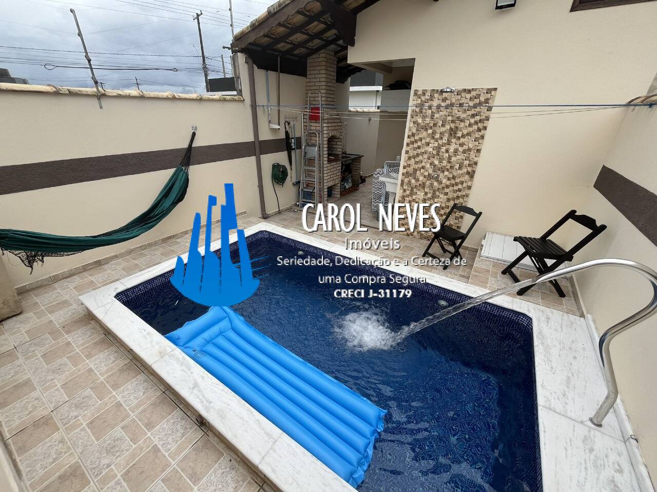 Casa à venda com 2 quartos, 68m² - Foto 3