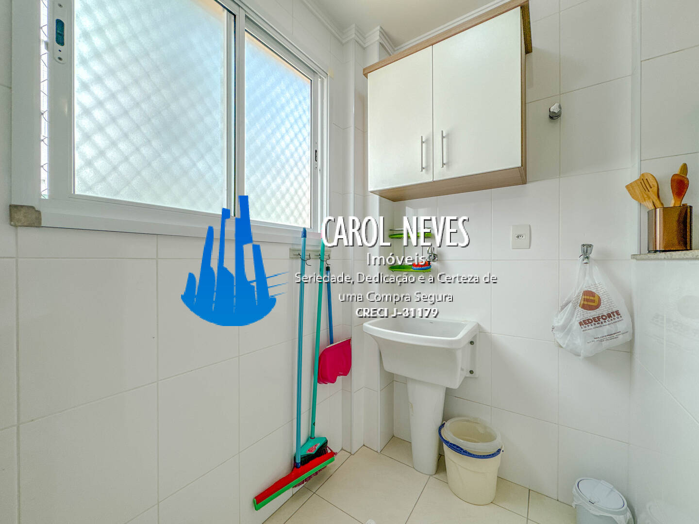 Apartamento à venda com 2 quartos, 65m² - Foto 24