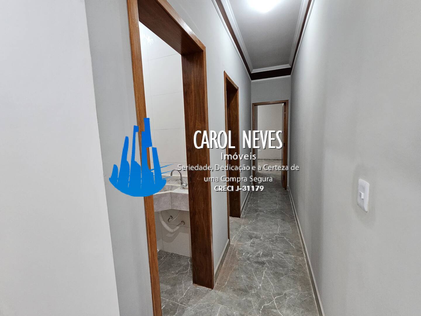 Casa à venda com 2 quartos, 69m² - Foto 6