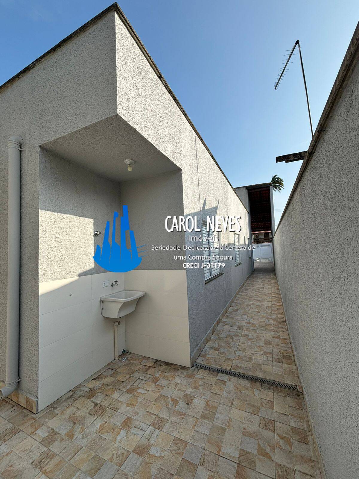 Casa à venda com 2 quartos, 62m² - Foto 6