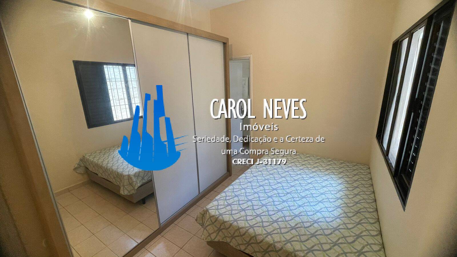 Casa à venda com 3 quartos, 80m² - Foto 14