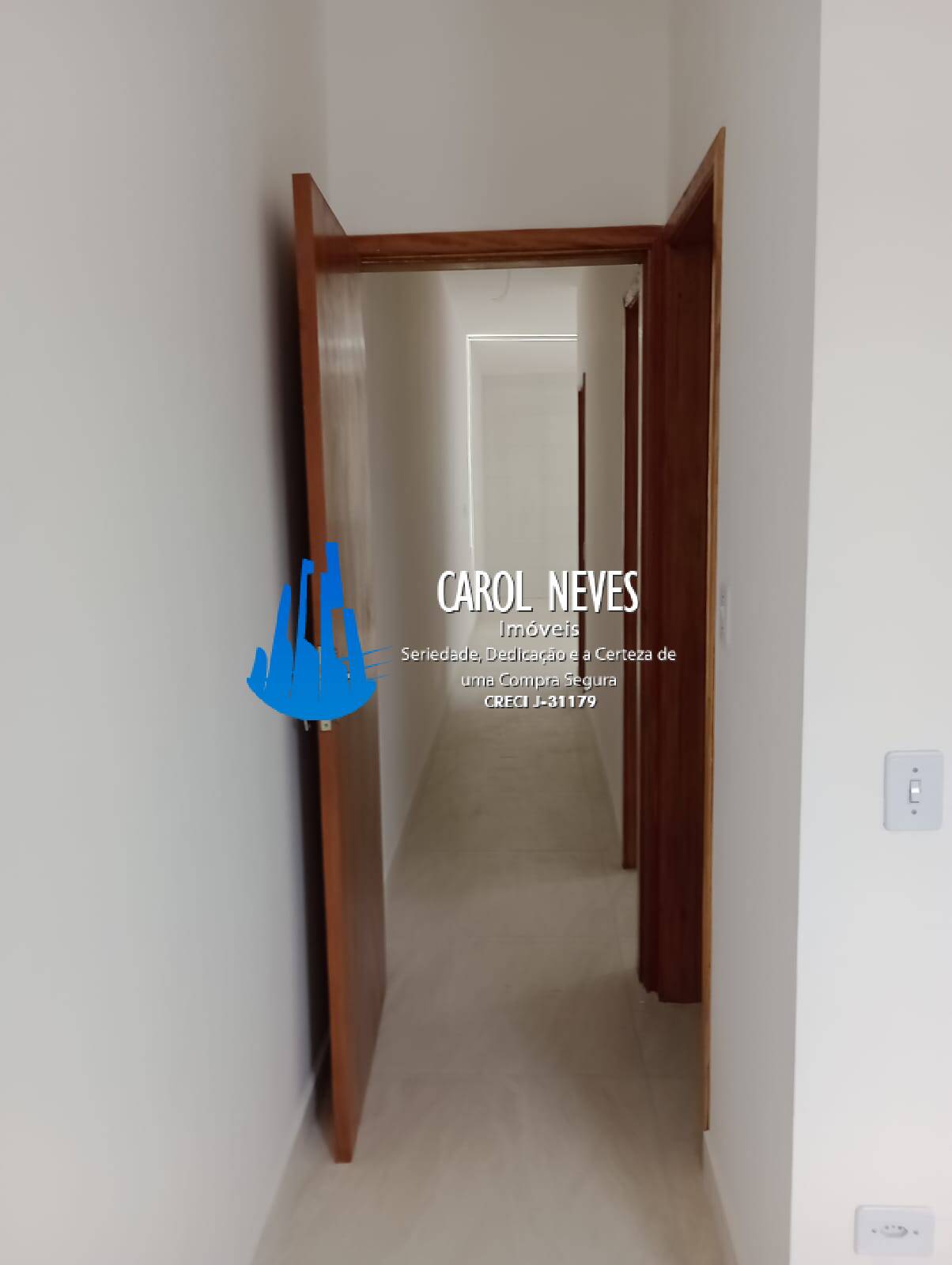 Casa à venda com 2 quartos, 80m² - Foto 14