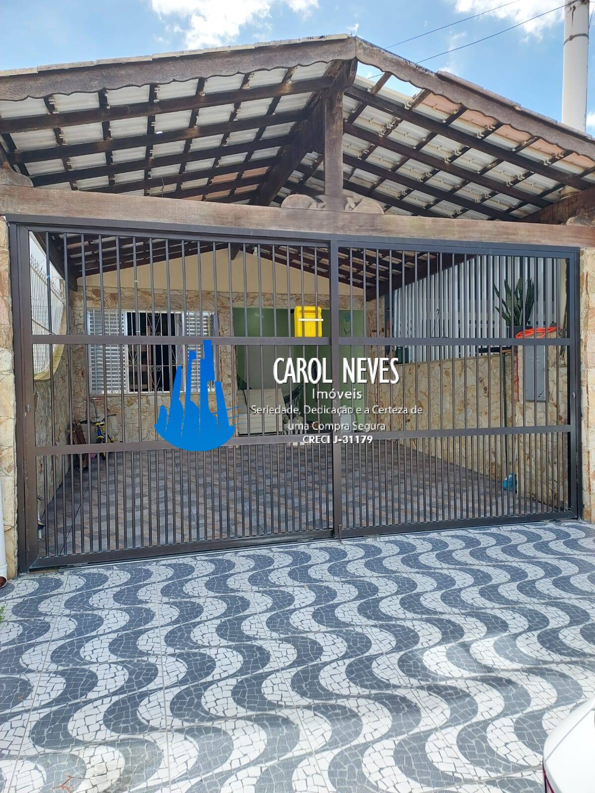 Casa à venda com 2 quartos, 70m² - Foto 3