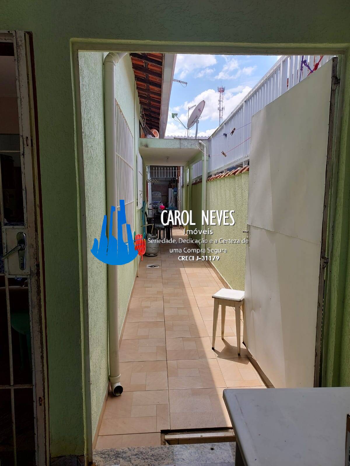 Casa à venda com 2 quartos, 70m² - Foto 21