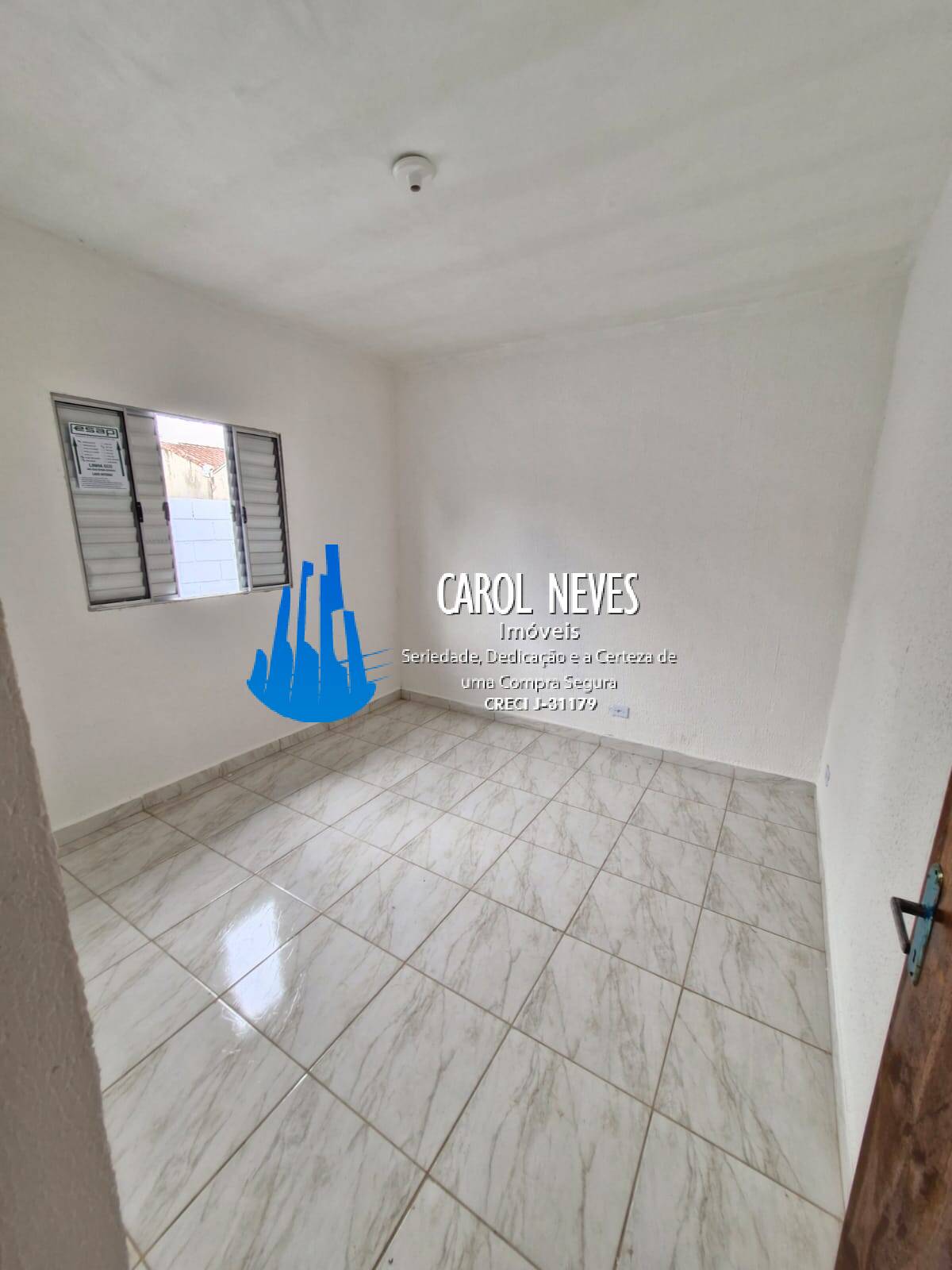 Casa à venda com 2 quartos, 120m² - Foto 13