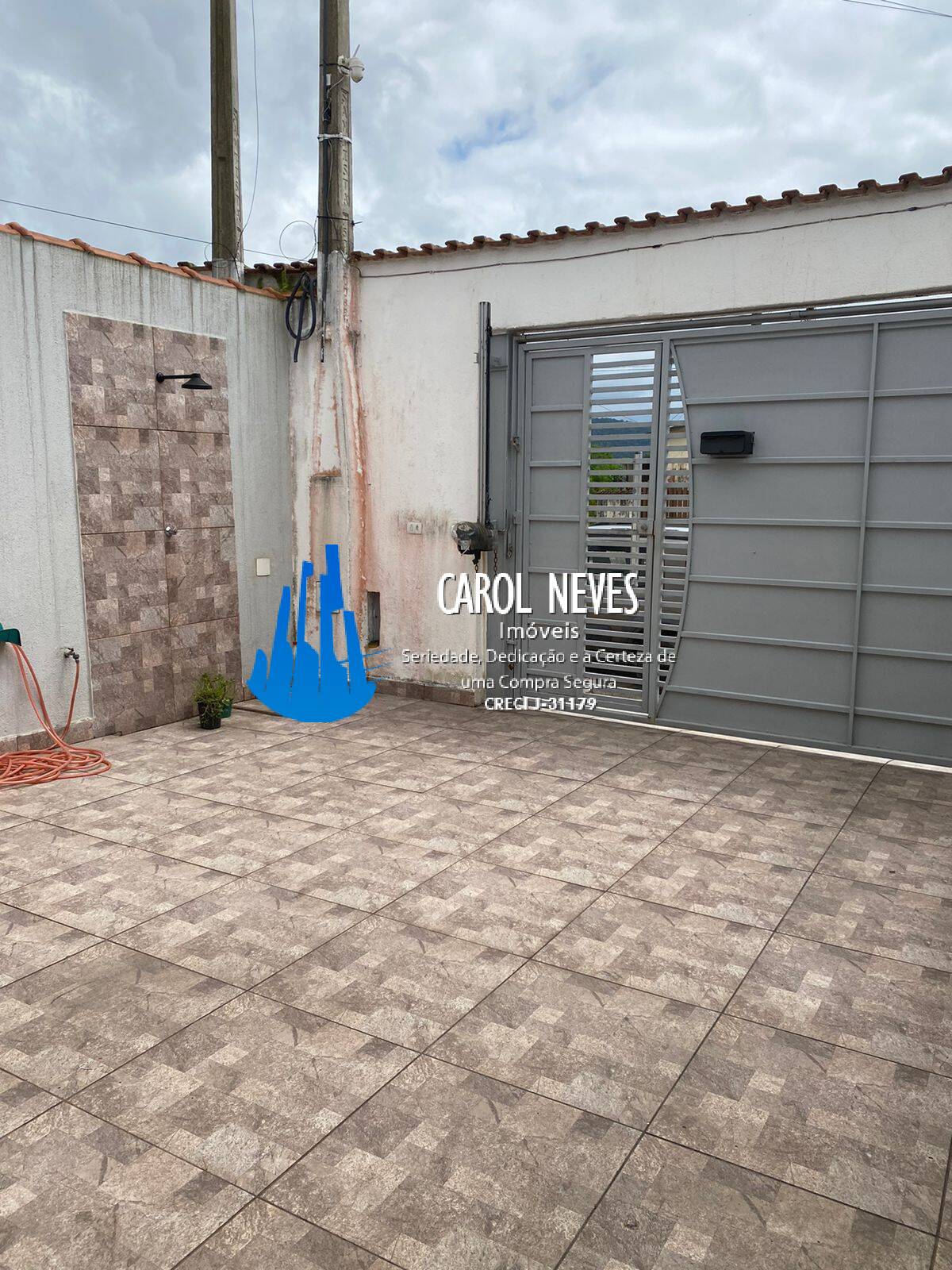 Casa à venda com 2 quartos, 66m² - Foto 9