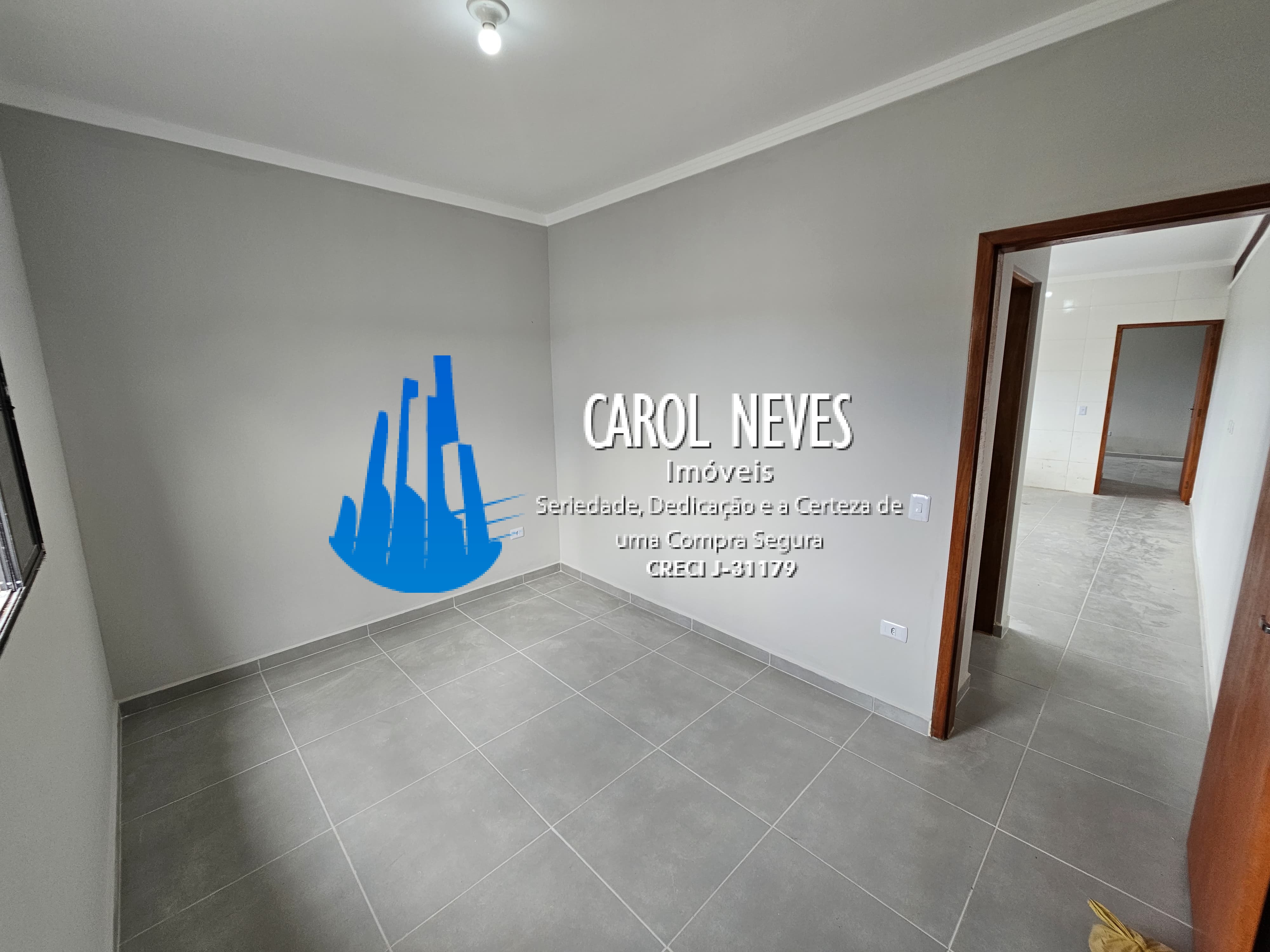 Casa à venda com 2 quartos, 60m² - Foto 11