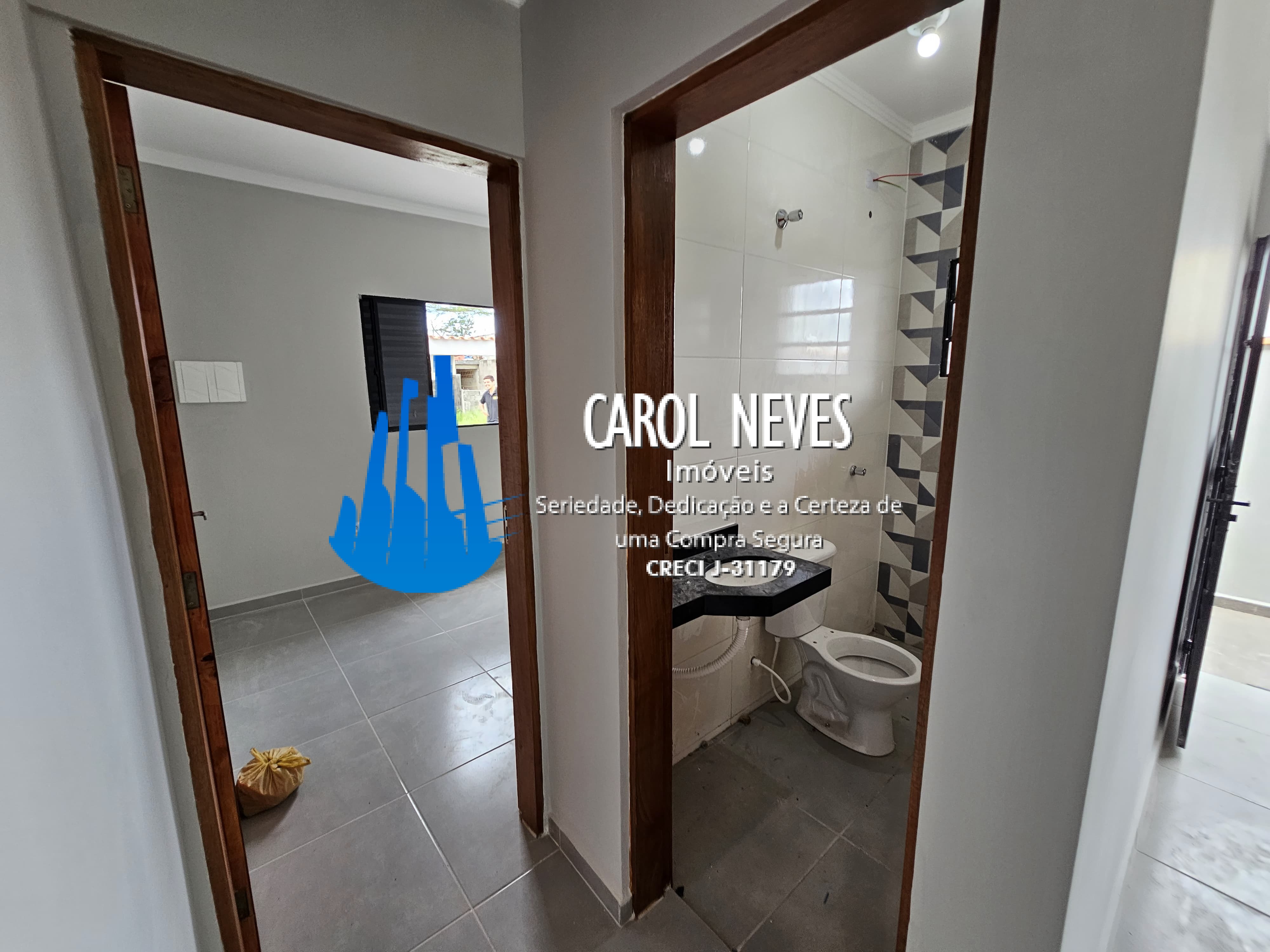 Casa à venda com 2 quartos, 60m² - Foto 10