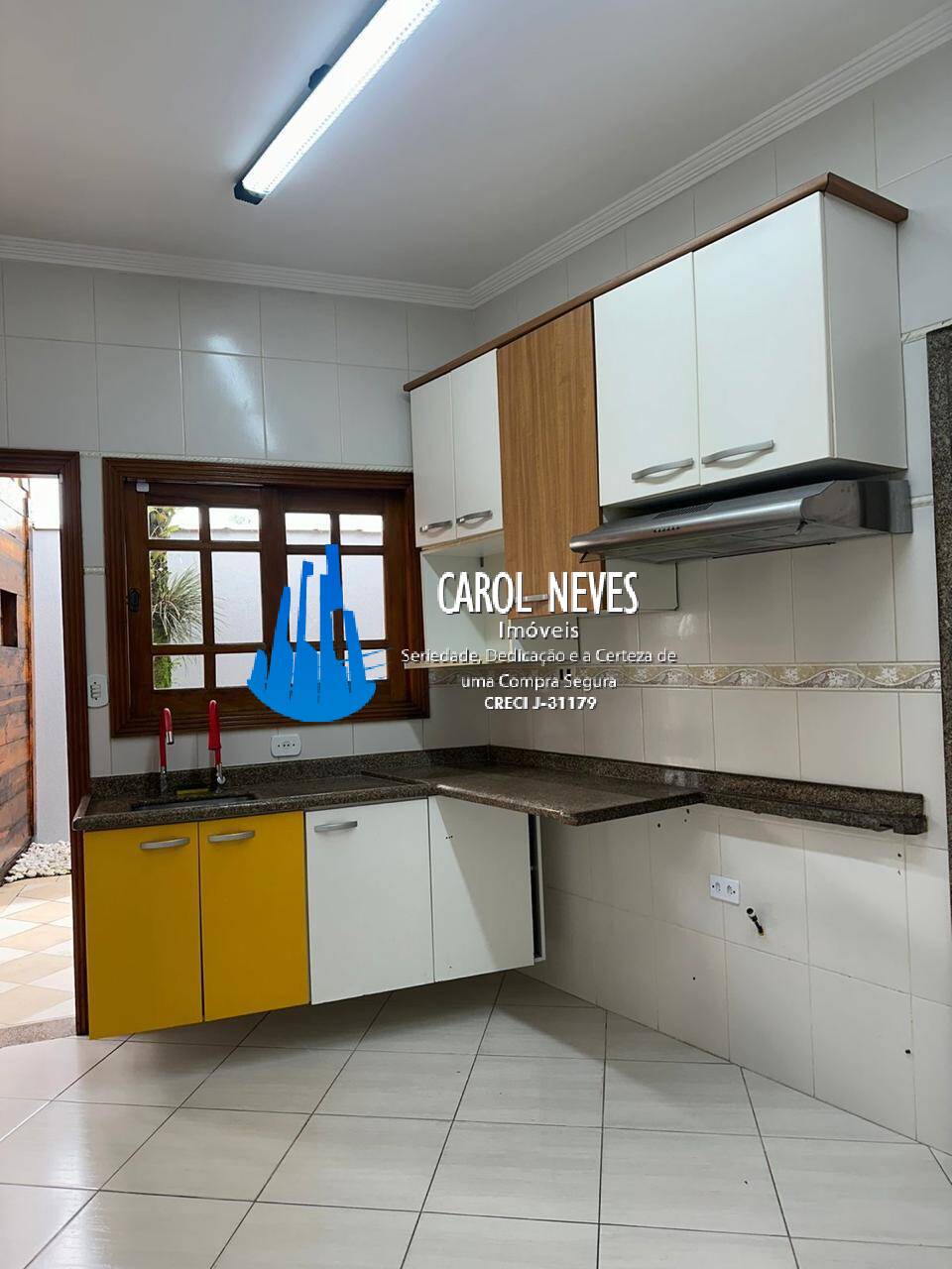 Casa à venda com 3 quartos, 110m² - Foto 13