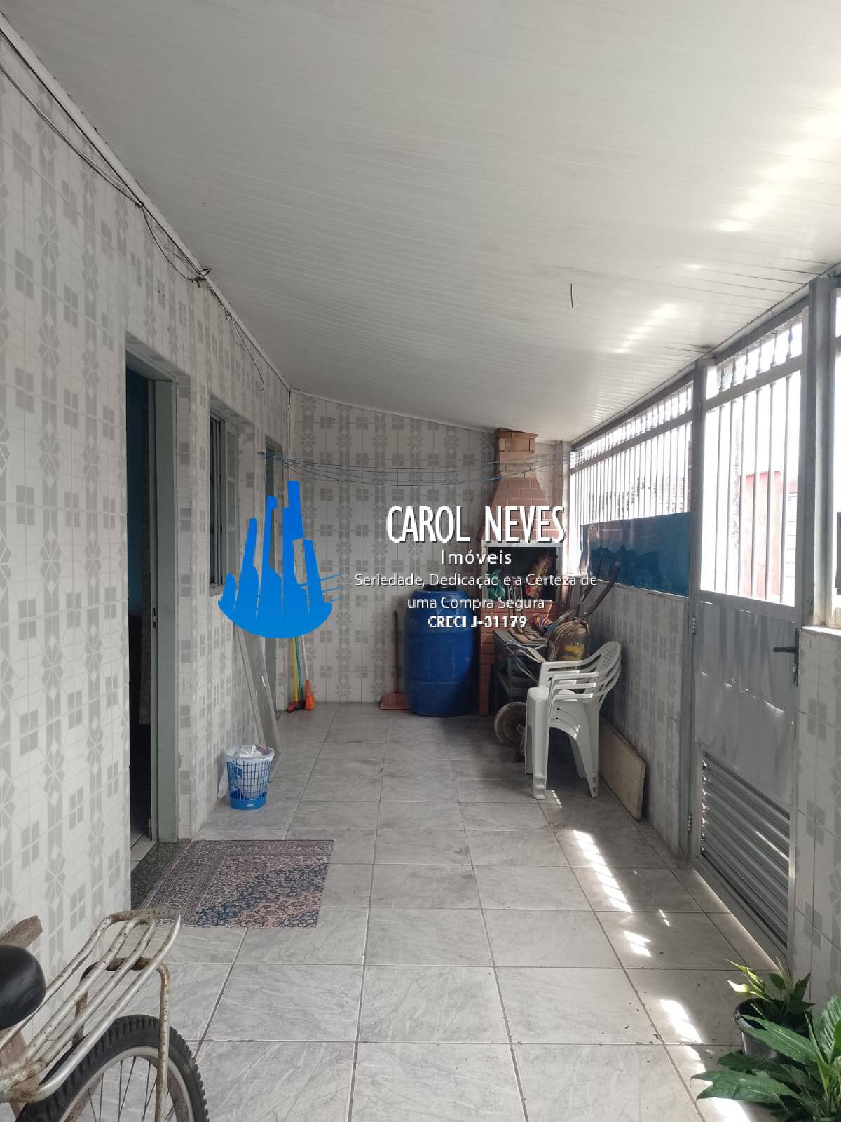 Casa à venda com 3 quartos, 56m² - Foto 2