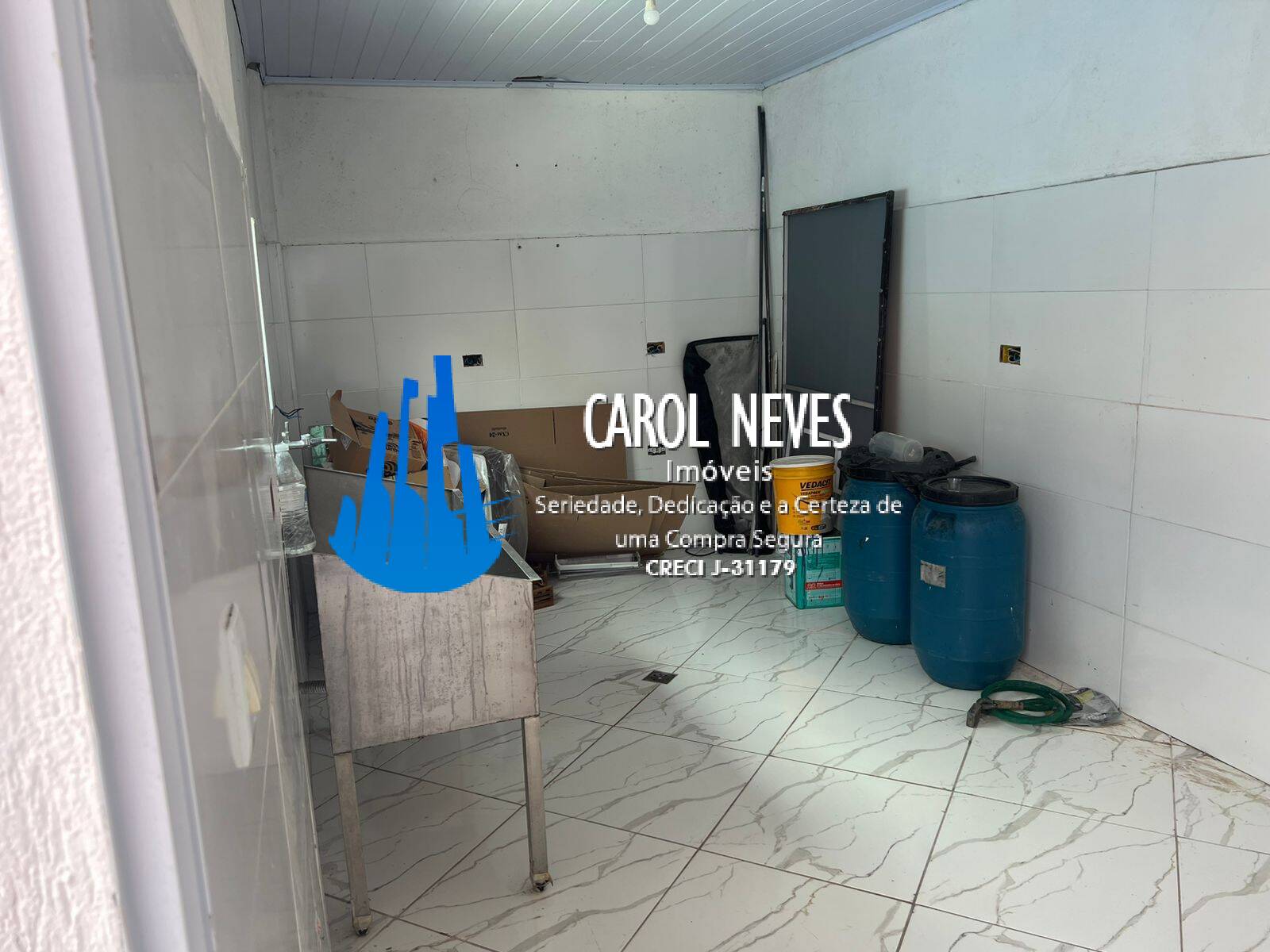 Casa à venda com 3 quartos, 218m² - Foto 13