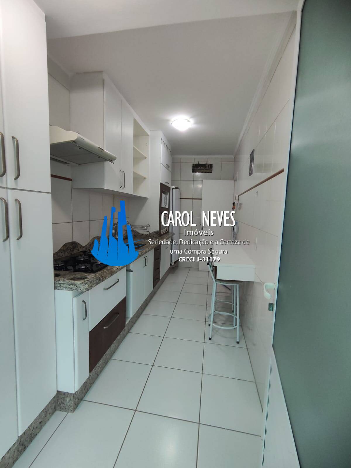 Apartamento à venda com 2 quartos, 127m² - Foto 9