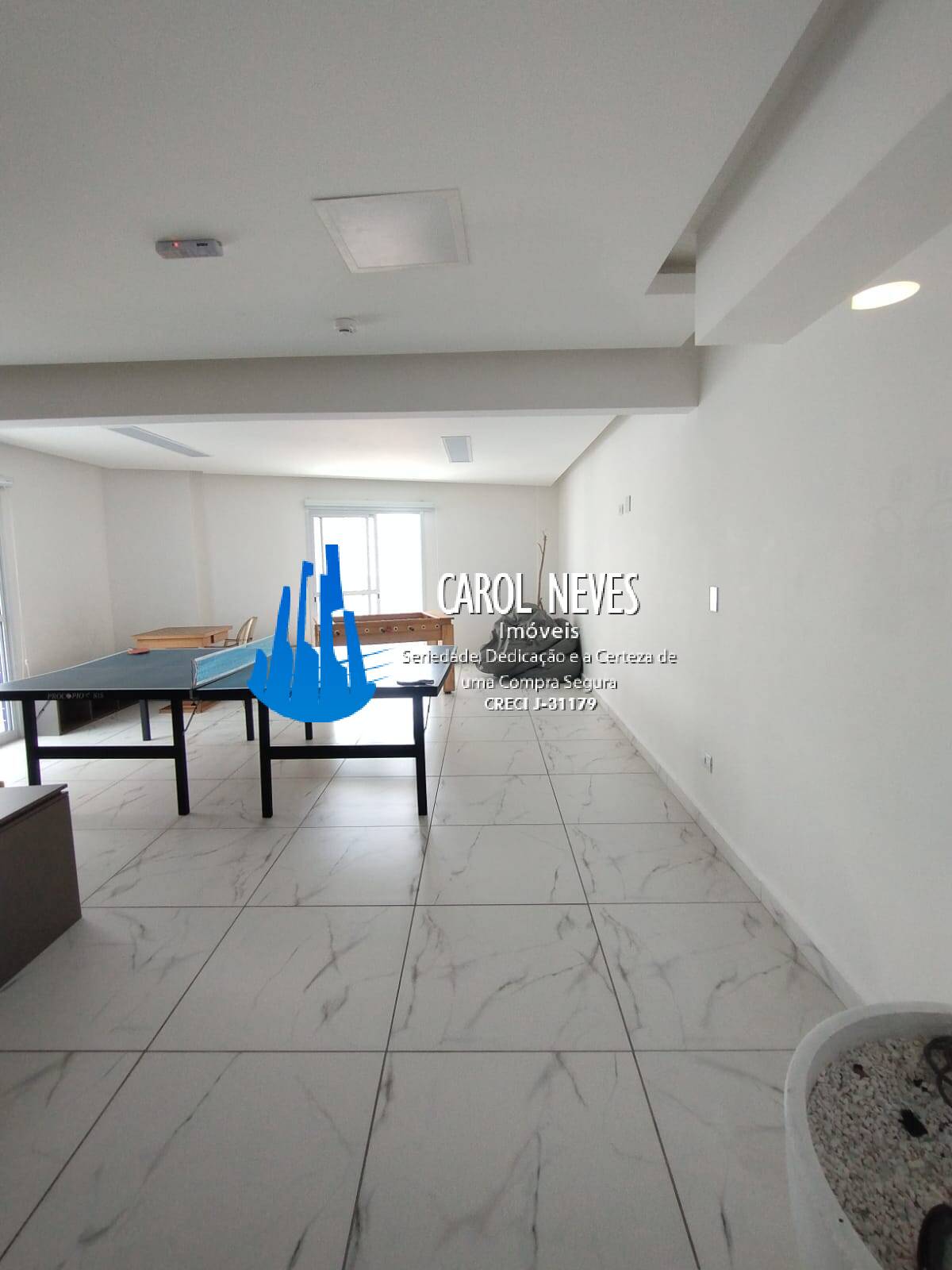 Apartamento à venda com 2 quartos, 70m² - Foto 15