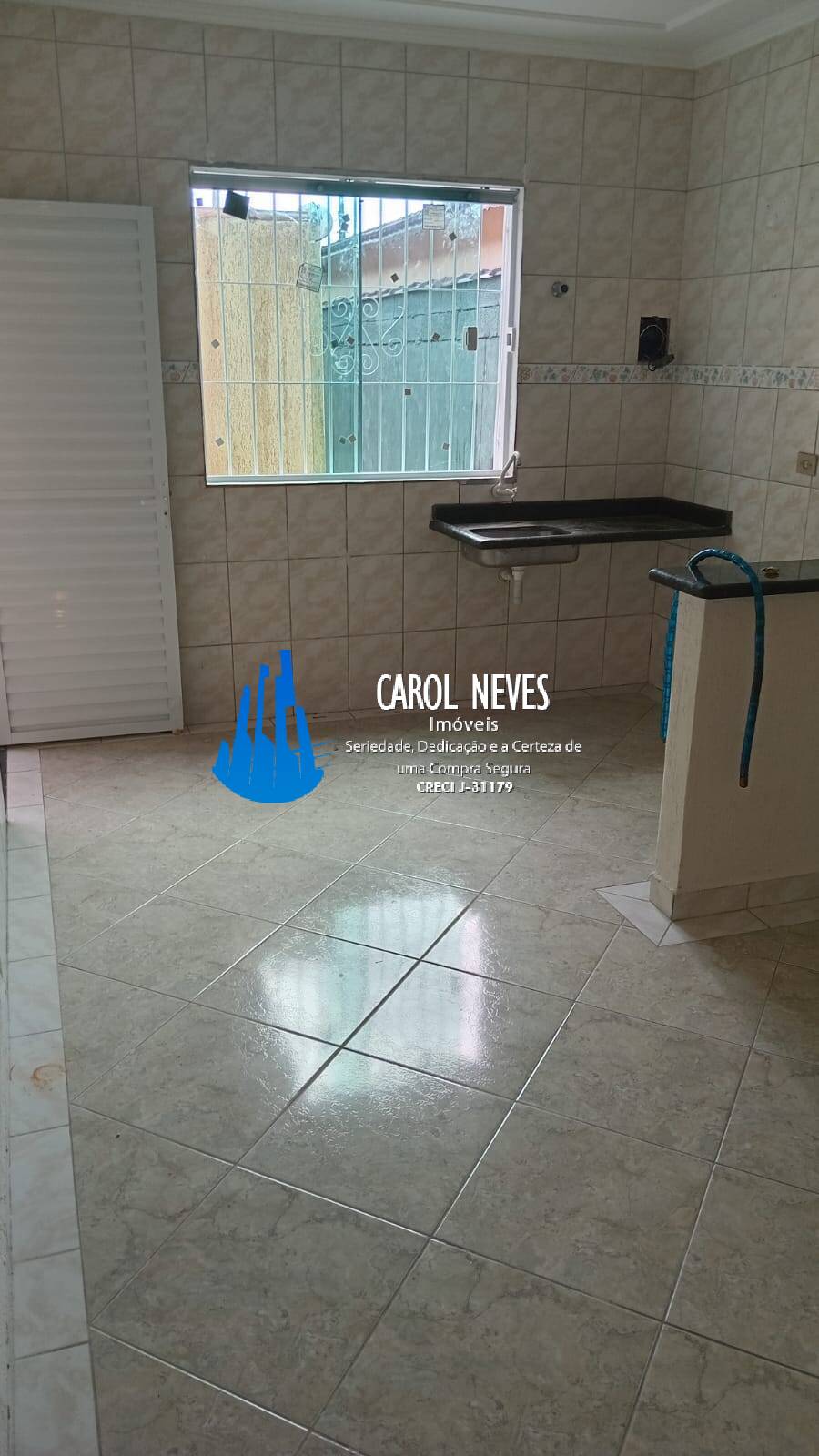 Casa de Condomínio à venda com 1 quarto, 38m² - Foto 2