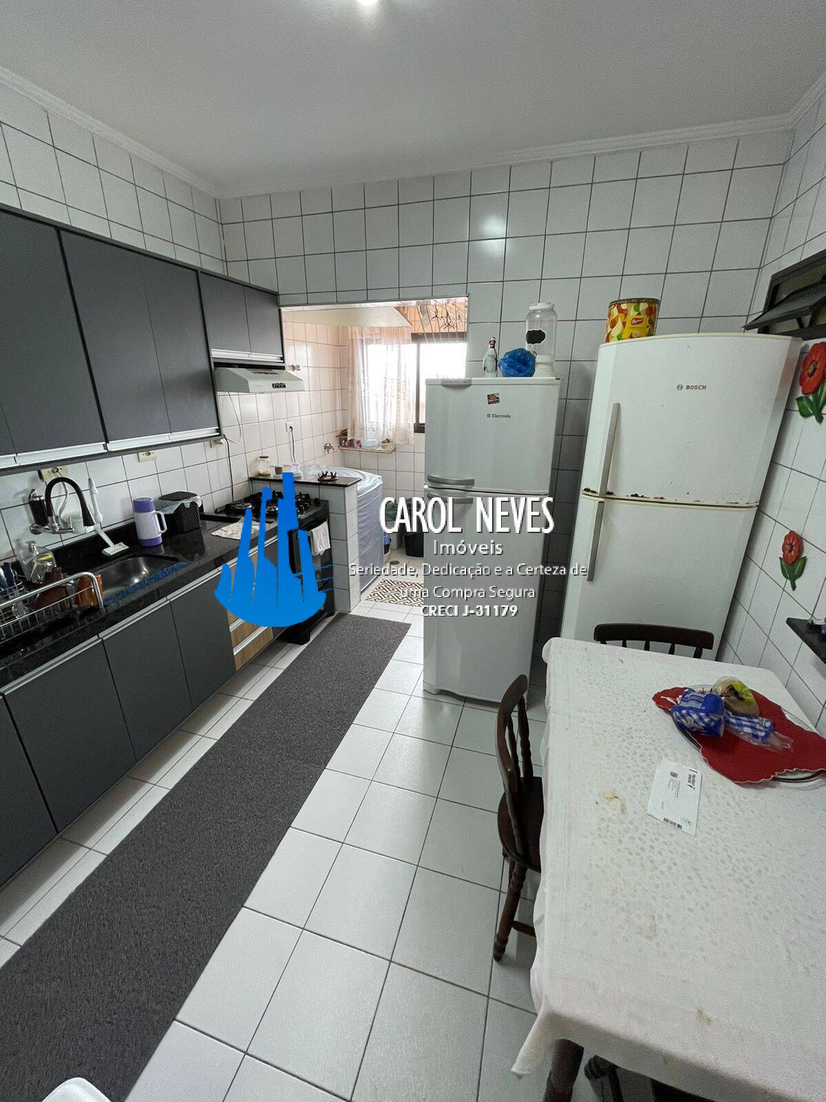 Apartamento à venda com 2 quartos, 75m² - Foto 9