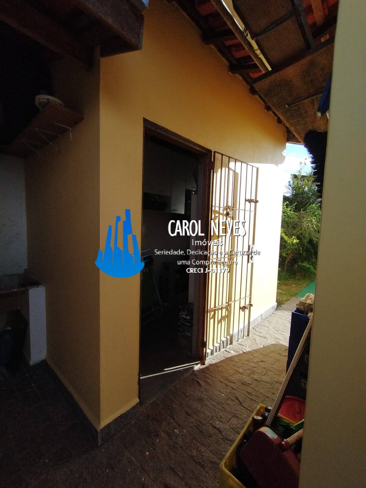 Casa à venda com 4 quartos, 121m² - Foto 18