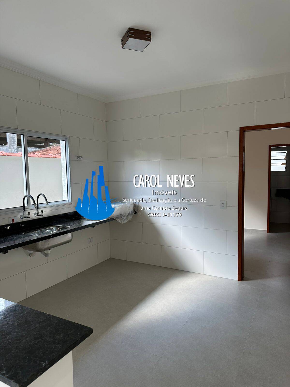 Casa à venda com 2 quartos, 84m² - Foto 11