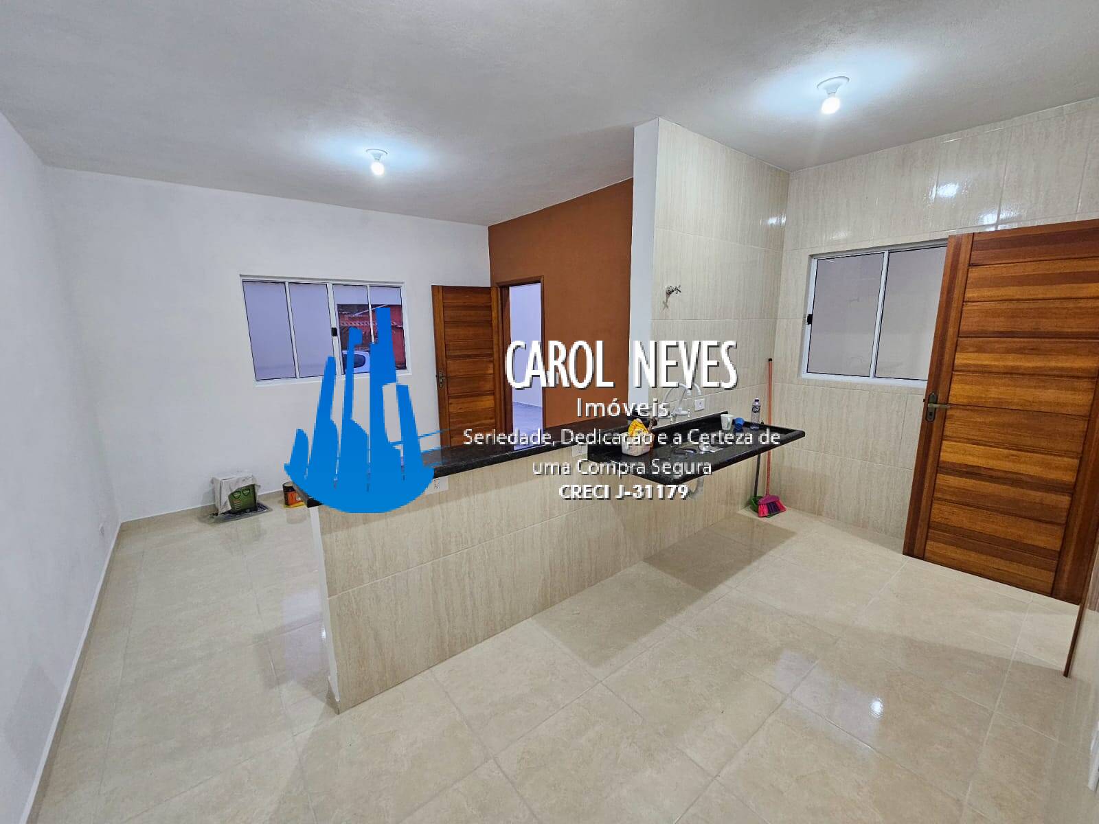 Casa à venda com 2 quartos, 60m² - Foto 6