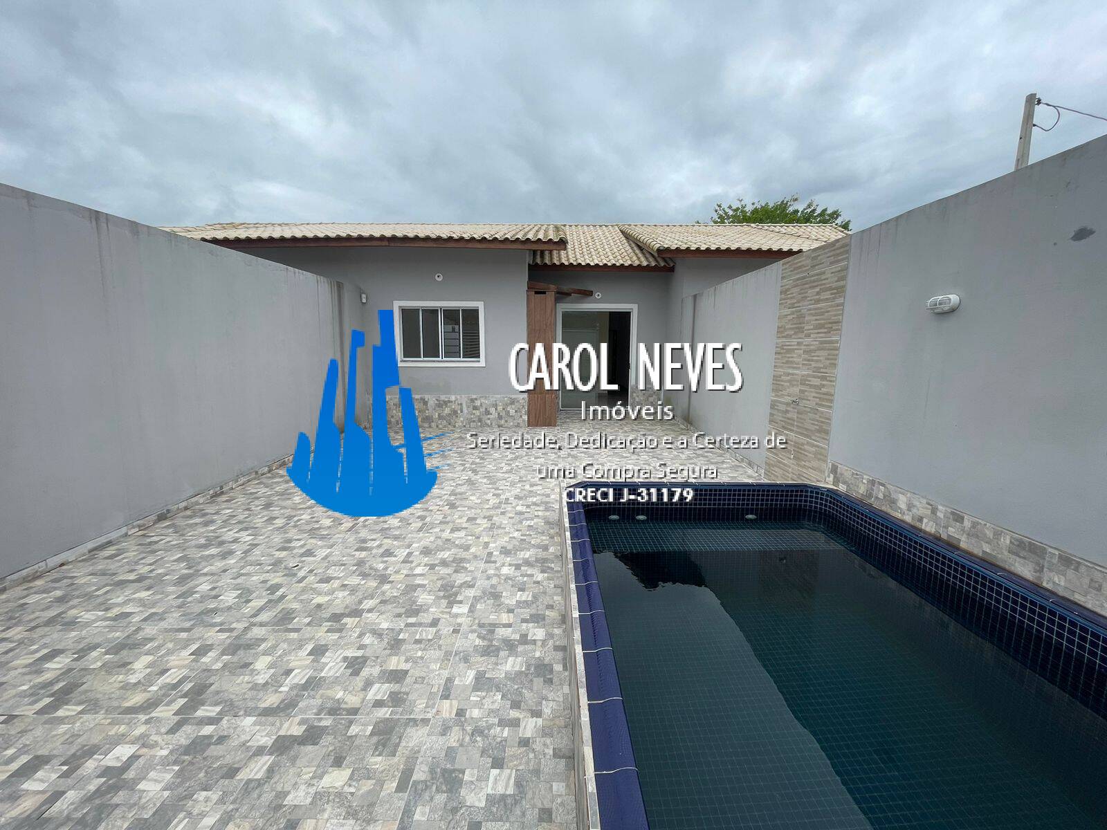 Casa à venda com 2 quartos, 59m² - Foto 2