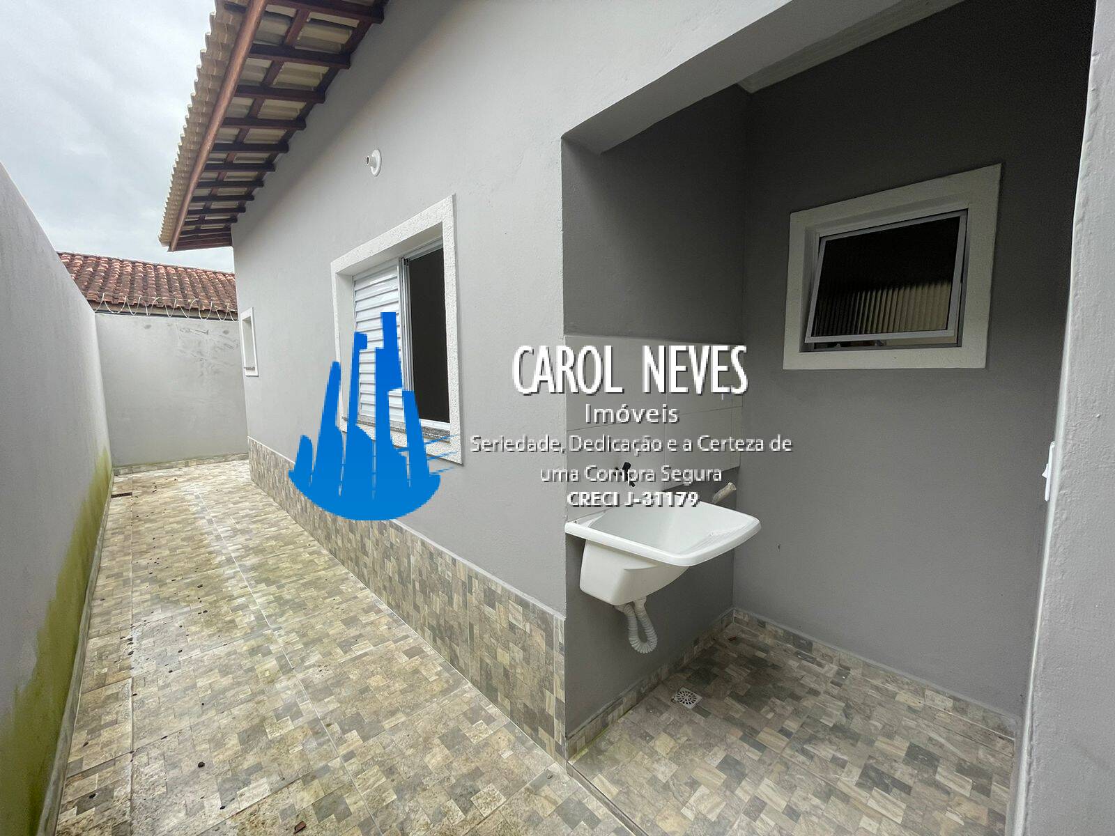 Casa à venda com 2 quartos, 59m² - Foto 17