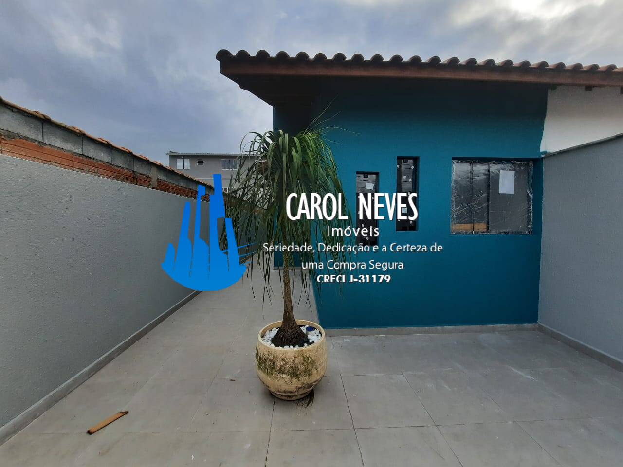 Casa à venda com 2 quartos, 60m² - Foto 5