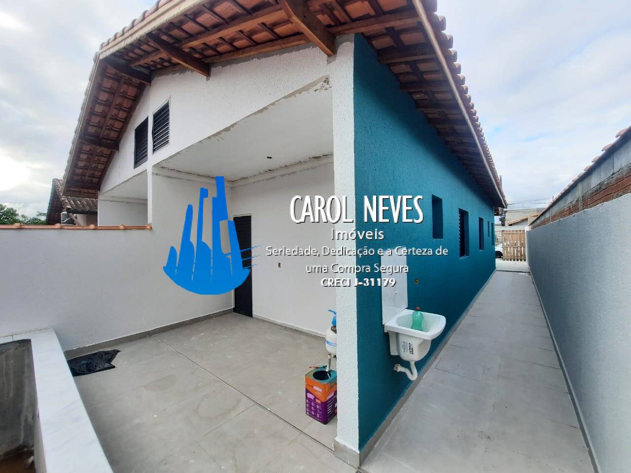 Casa à venda com 2 quartos, 60m² - Foto 18